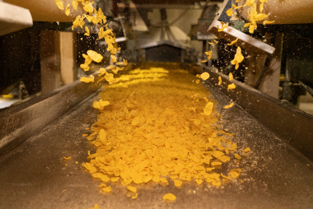 Gilster-Mary Lee starts production of private label breakfast cereal.